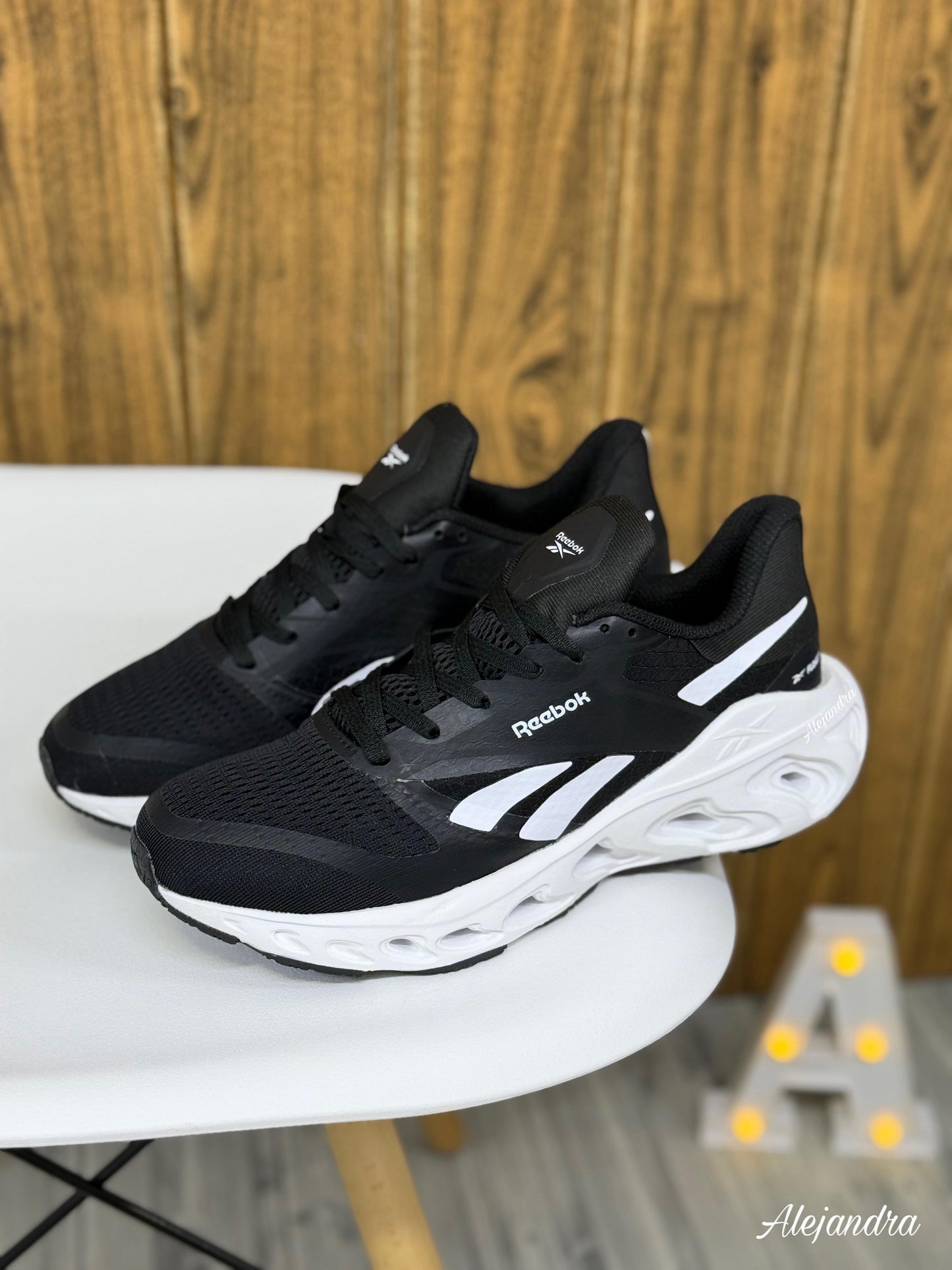 Reebok ENERGEN RUN (AAA) NEGRO